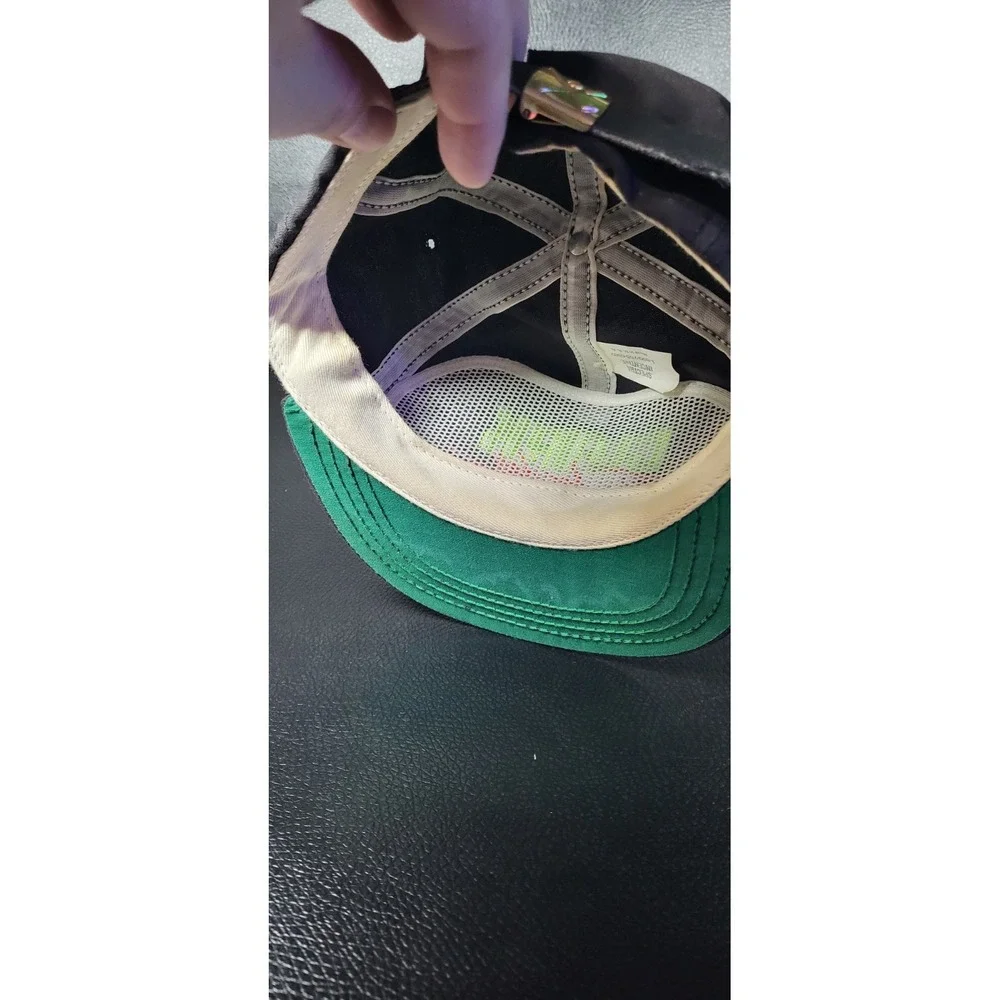 Vintage 80s Clark The Leader Trucker‎ Hat Leather Strap Snapback Black Mesh